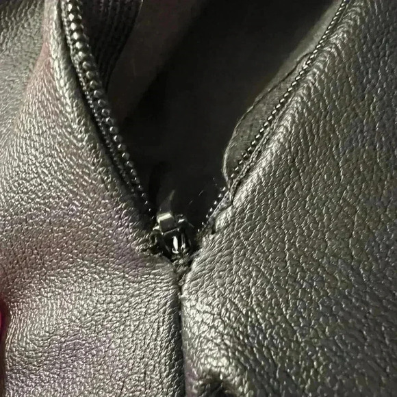 Paige Kiana Vegan Stretch Leather Leggings | Size Small - Picture 11 of 11